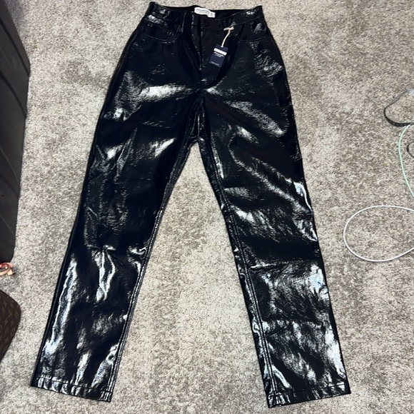 NWT Abercrombie&Fitch Curve Love The 90’s Straight Ultra HR Vegan Leather Size28 - Picture 4 of 14